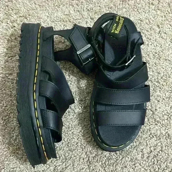 Dr. Martens - Picture 2 of 9